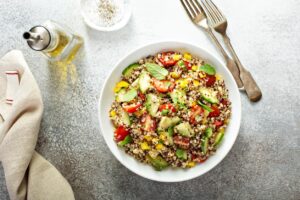 Ensalada de lentejas con quinoa: el clásico nutritivo que conquistó las mesas