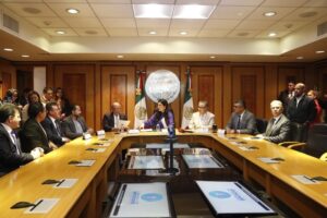 Reforma electoral de Sheinbaum llega al Congreso; van por 11 artículos