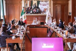 Escucha Ricardo Moreno a la ciudadanía en Cabildo Abierto y responde con acciones concretas