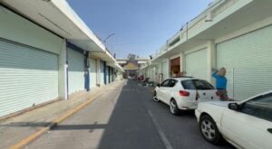 Después de cuatro décadas, Ricardo Moreno renueva el Pasaje Curi para impulsar el comercio local