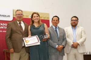 Recibe DIF Toluca Distintivo Estado de México sin Trabajo Infantil, por segundo año consecutivo