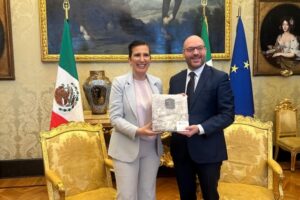 Kenia López y Lorenzo Fontana: diálogo parlamentario para fortalecer seguridad
