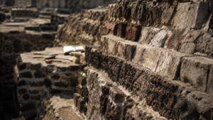 Siete etapas del Templo Mayor: evolución de la arquitectura lacustre en Tenochtitlan
