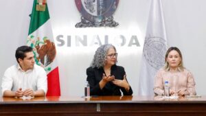Graciela Domínguez encabeza su primera reunión con el gabinete como gobernadora interina de Sinaloa