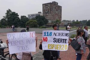 UNAM ofrece disculpas por examen de admisión y repite evaluación