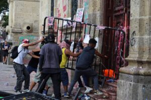 Gobierno de Jalisco investiga a grupos violentos de otros estados