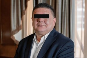 Inicia audiencia contra exfiscal de Chihuahua
